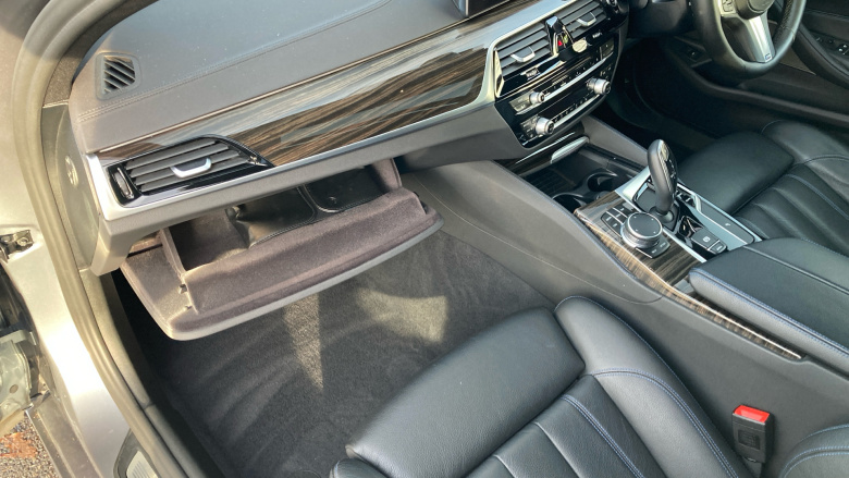 BMW 5 Series 540i xDrive M Sport 5dr Auto Petrol Estate